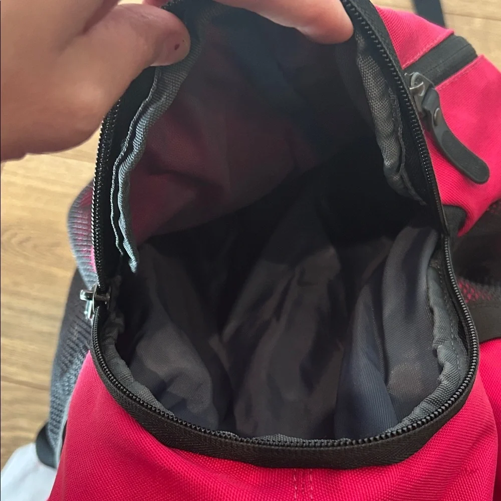 Nike Pink Womens Backpack GREAT CONDITION lots of pockets
